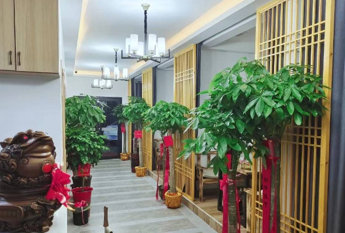 茶馆低价转让，带厨房，零投入，接受即可盈利